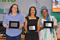 Legislativo homenageia mulheres que se destacaram profissionalmente e por trabalhos de responsabilidade social