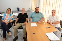 Presidente e primeira-secretária recebem integrante da Lixo Zero.